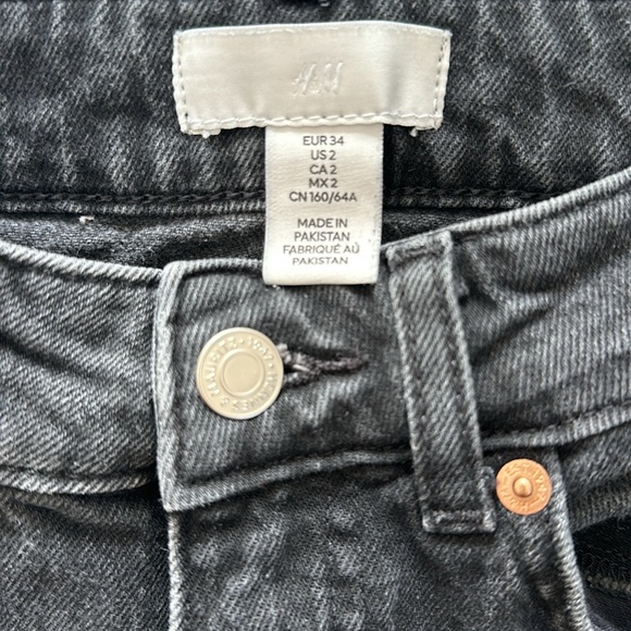 H&M high waisted wide leg flare jeans - Picture 4 of 5